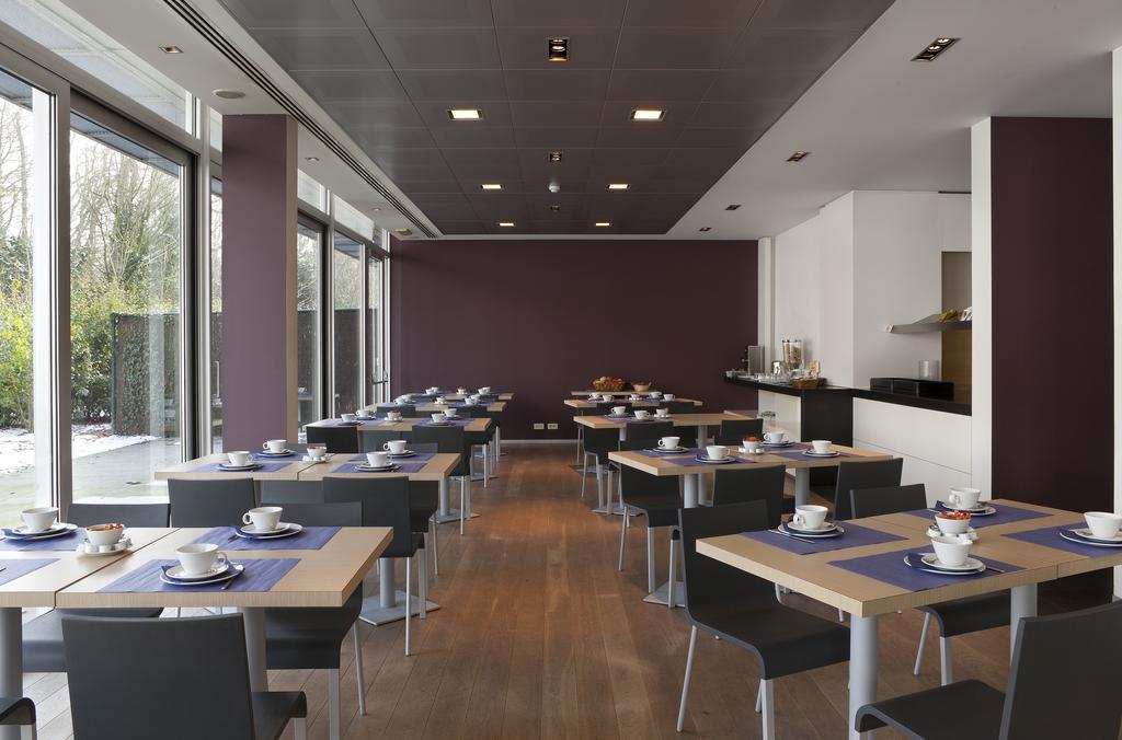 Parkhotel إيزيغيم المظهر الخارجي الصورة