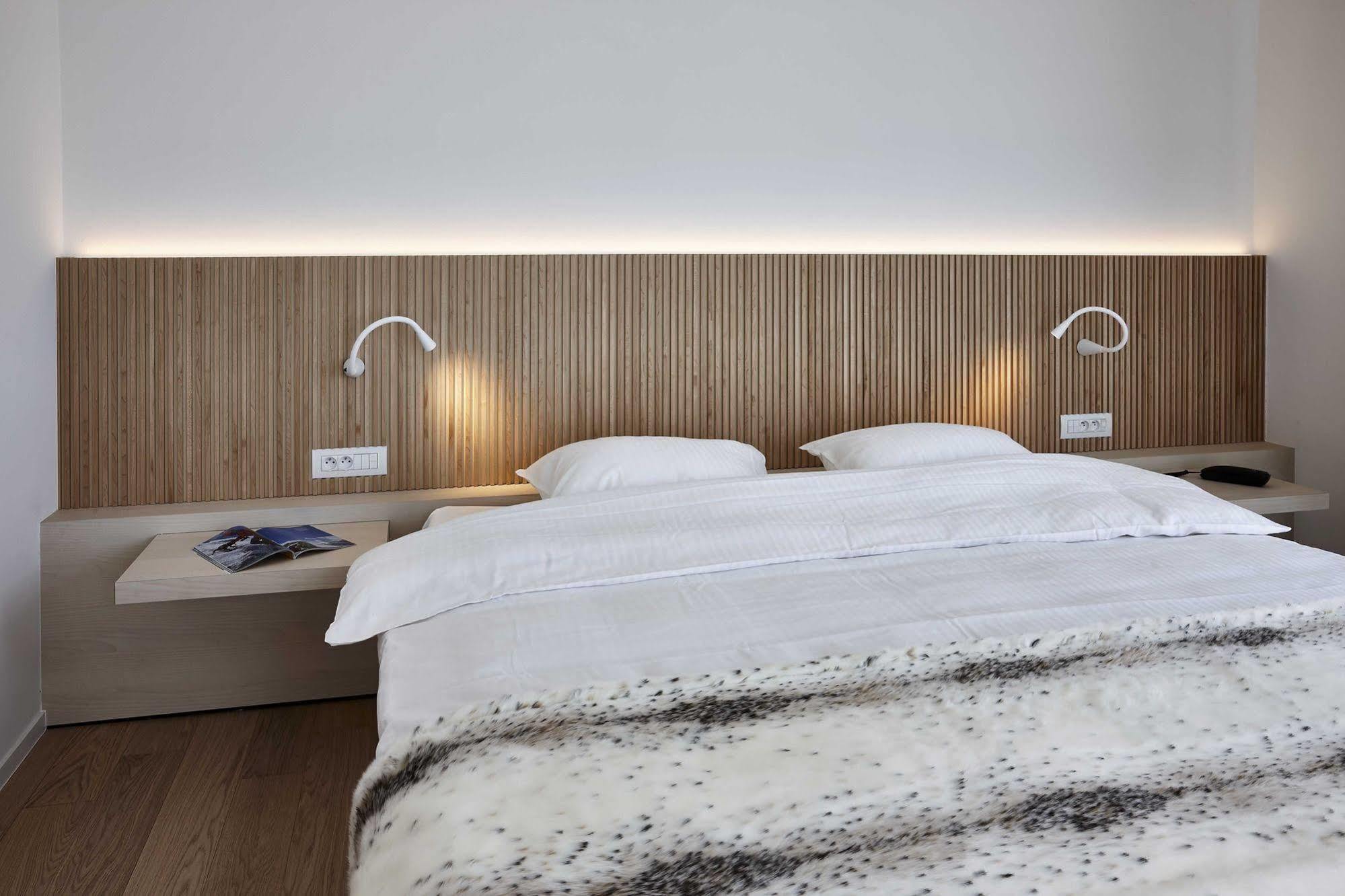 Parkhotel إيزيغيم المظهر الخارجي الصورة